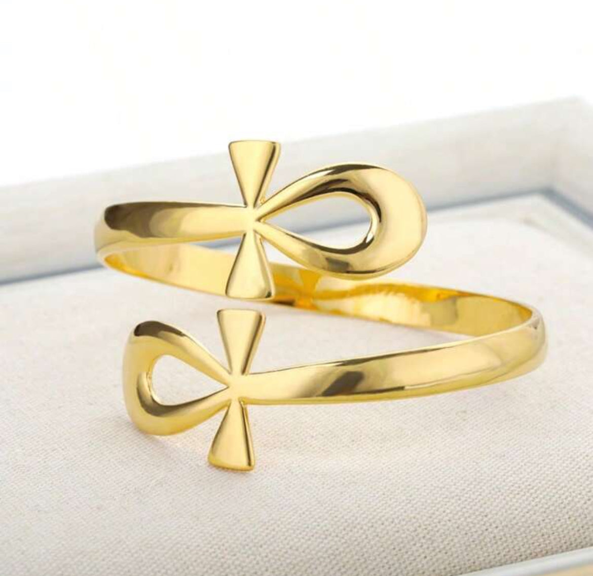 Nefertiti Bangle
