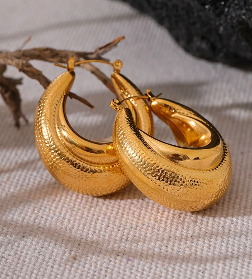 The Crescent earrings