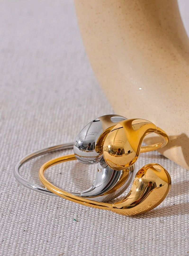 Drop bracelet