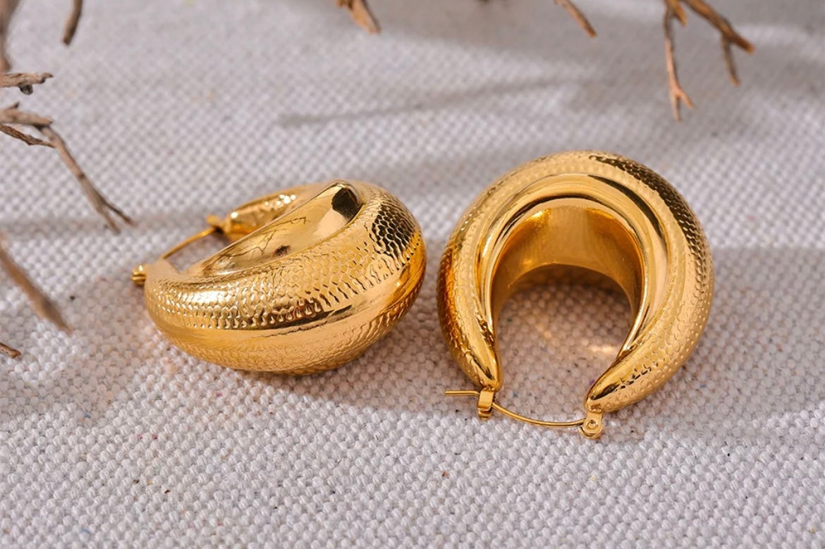 The Crescent earrings