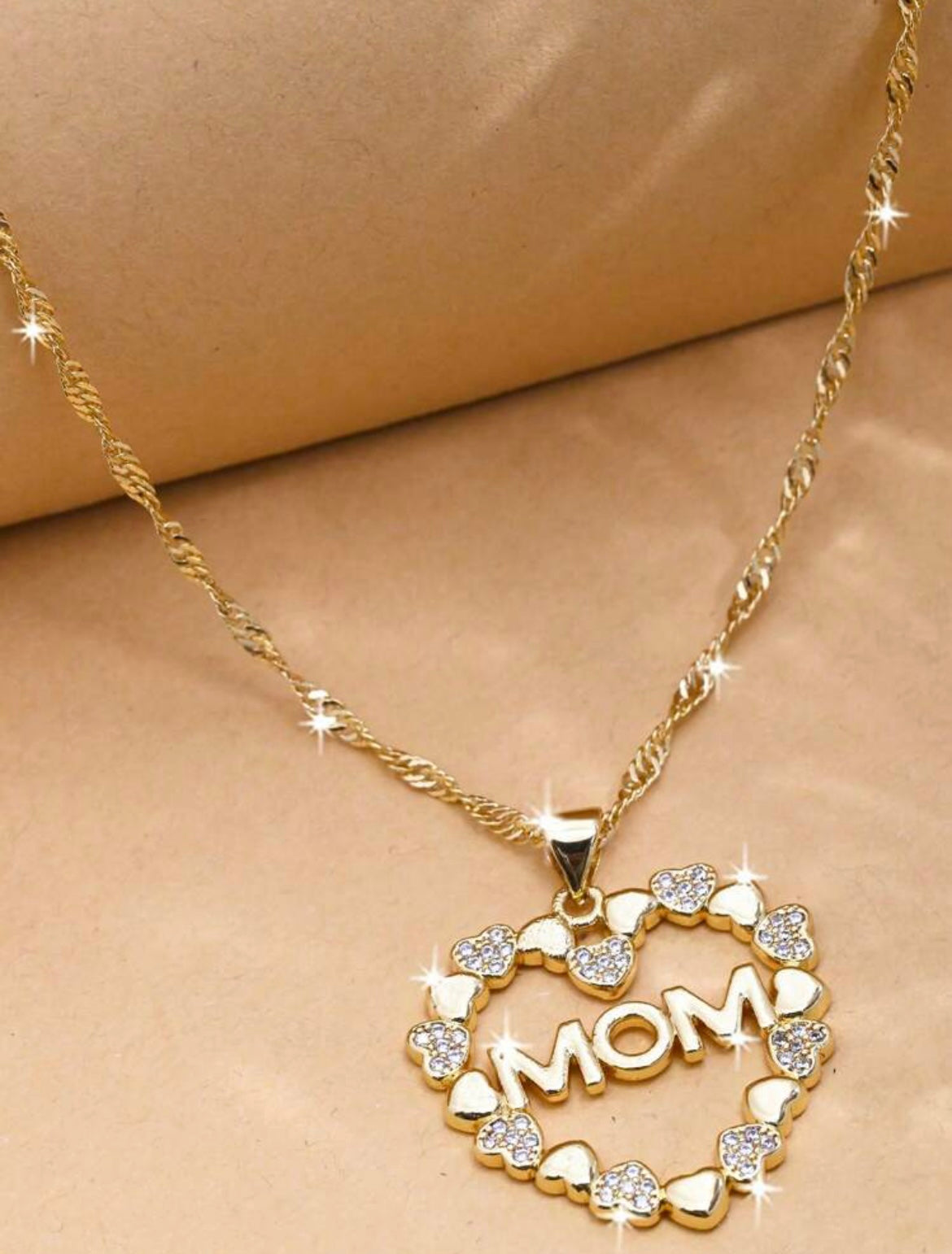 Hearted Mom necklace
