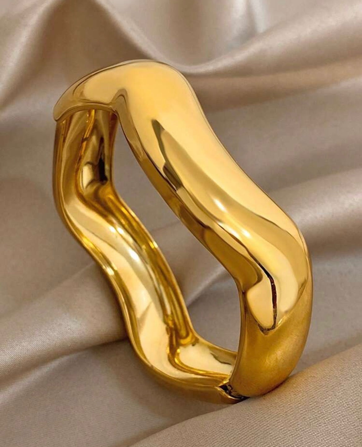 The Sculpt Bangle